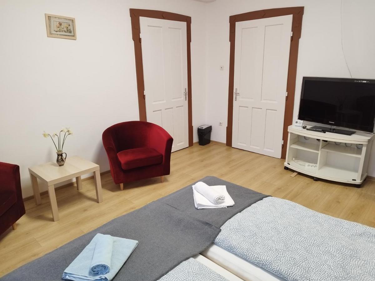 Tartos Szegfu Vendeghaz, Maganszallas Tazlar Εξωτερικό φωτογραφία