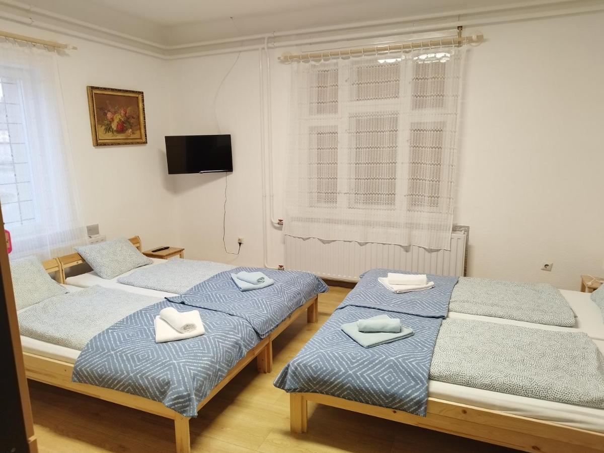 Tartos Szegfu Vendeghaz, Maganszallas Tazlar Εξωτερικό φωτογραφία